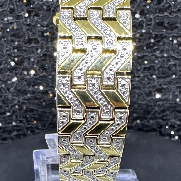 AUTHENTIC WOMEN'S BULOVA GOLD DIAMOND RECTANGLE WATCH - Picture 5 of 5